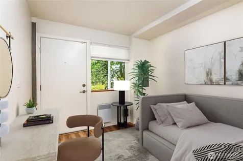 3855 21st Avenue SW Seattle WA 98106