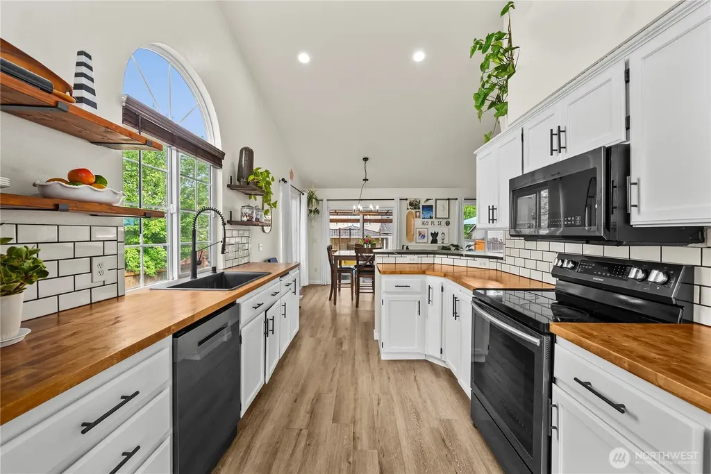 1623 197th Street Ct E Spanaway WA 98387