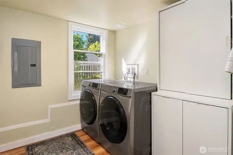7439 S 116th Place Seattle WA 98178