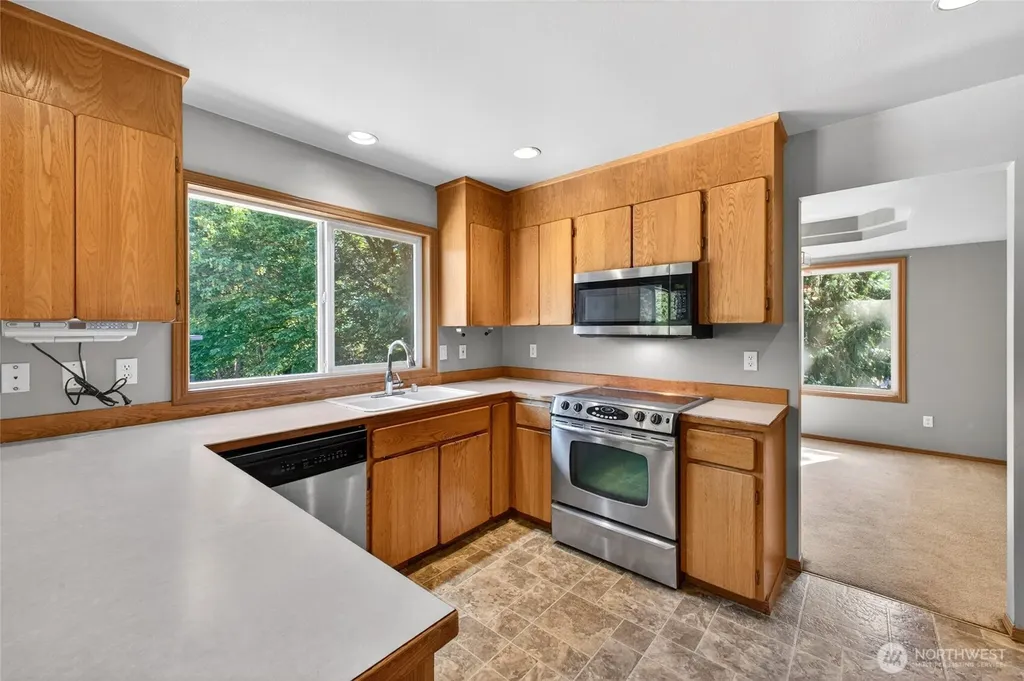 7011 47th Avenue E Tacoma WA 98443