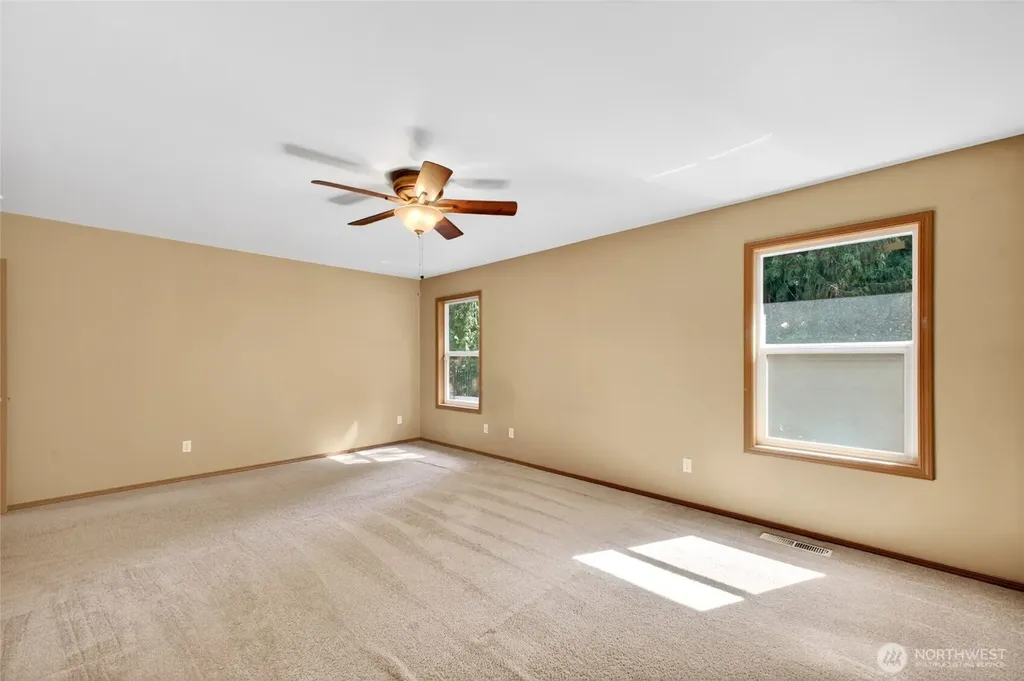7011 47th Avenue E Tacoma WA 98443