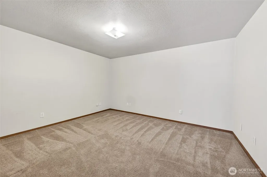 7011 47th Avenue E Tacoma WA 98443
