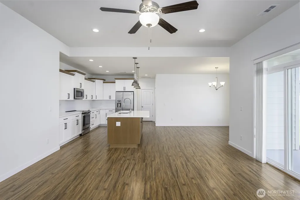 912 7th Avenue NE Ephrata WA 98823
