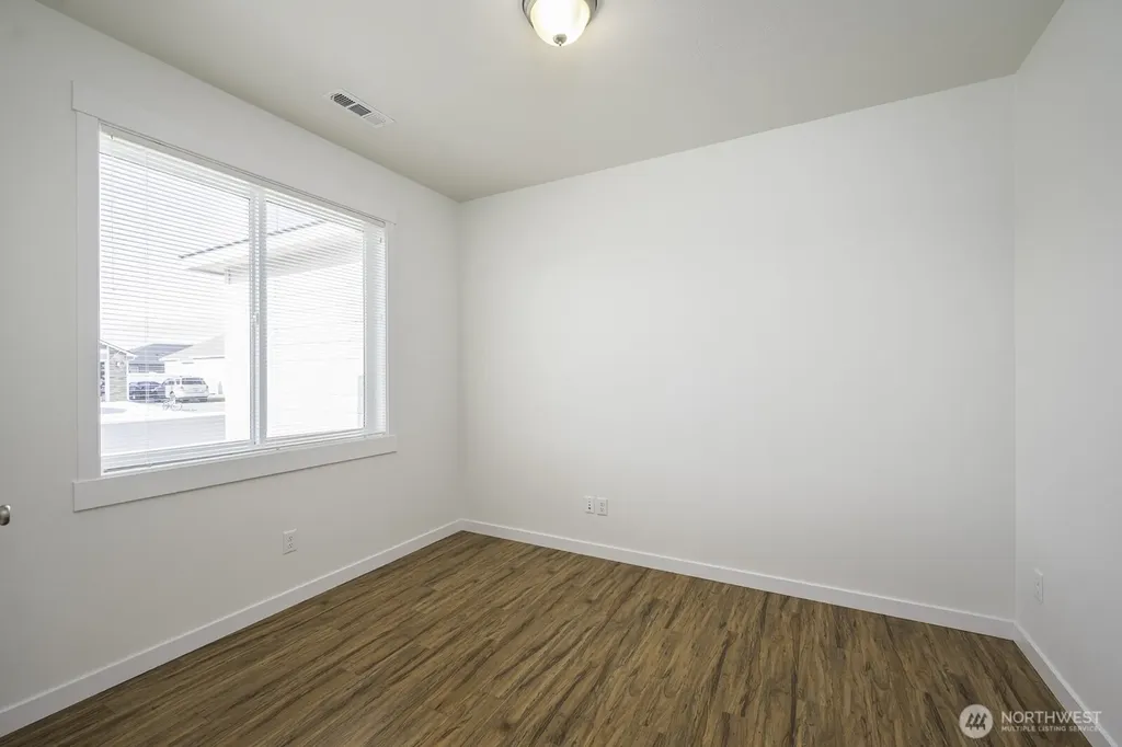 912 7th Avenue NE Ephrata WA 98823