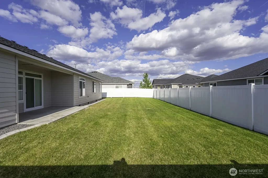 912 7th Avenue NE Ephrata WA 98823
