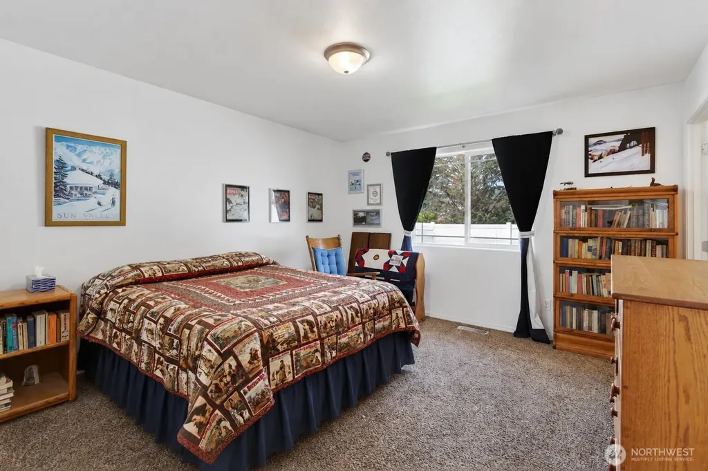 586 S James Avenue East Wenatchee WA 98802