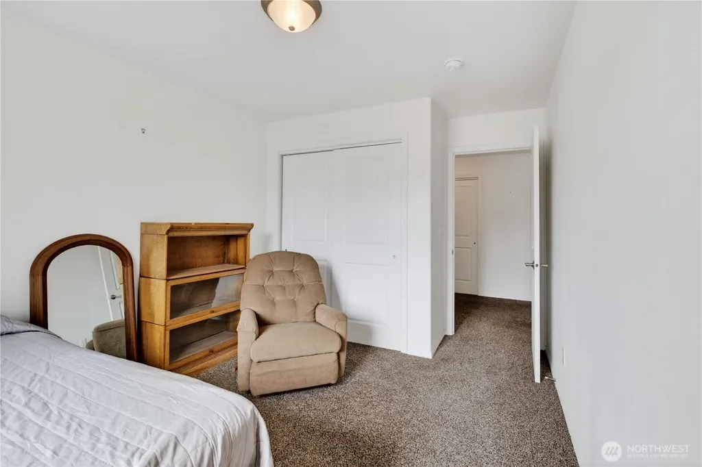 586 S James Avenue East Wenatchee WA 98802