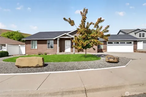 586 S James Avenue East Wenatchee WA 98802