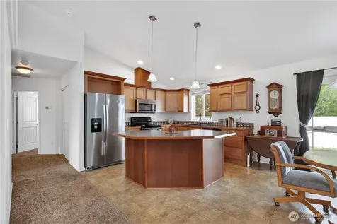 586 S James Avenue East Wenatchee WA 98802