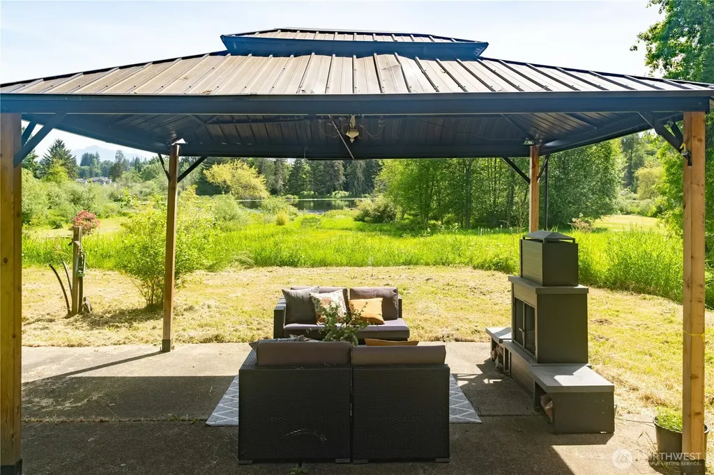 1109 S Davies Road Lake Stevens WA 98258