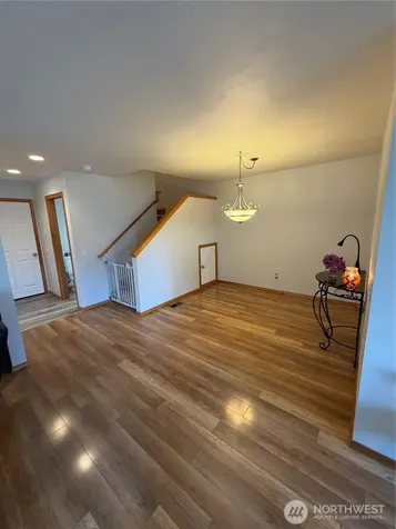 22615 W 44th Avenue Mountlake Terrace WA 98043