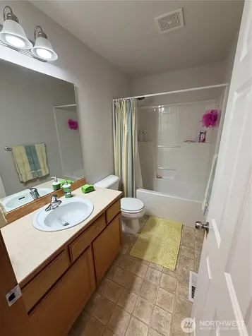 22615 W 44th Avenue Mountlake Terrace WA 98043