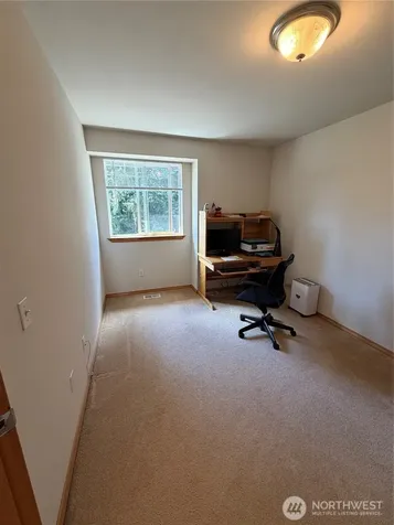 22615 W 44th Avenue Mountlake Terrace WA 98043