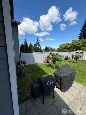 22615 W 44th Avenue Mountlake Terrace WA 98043