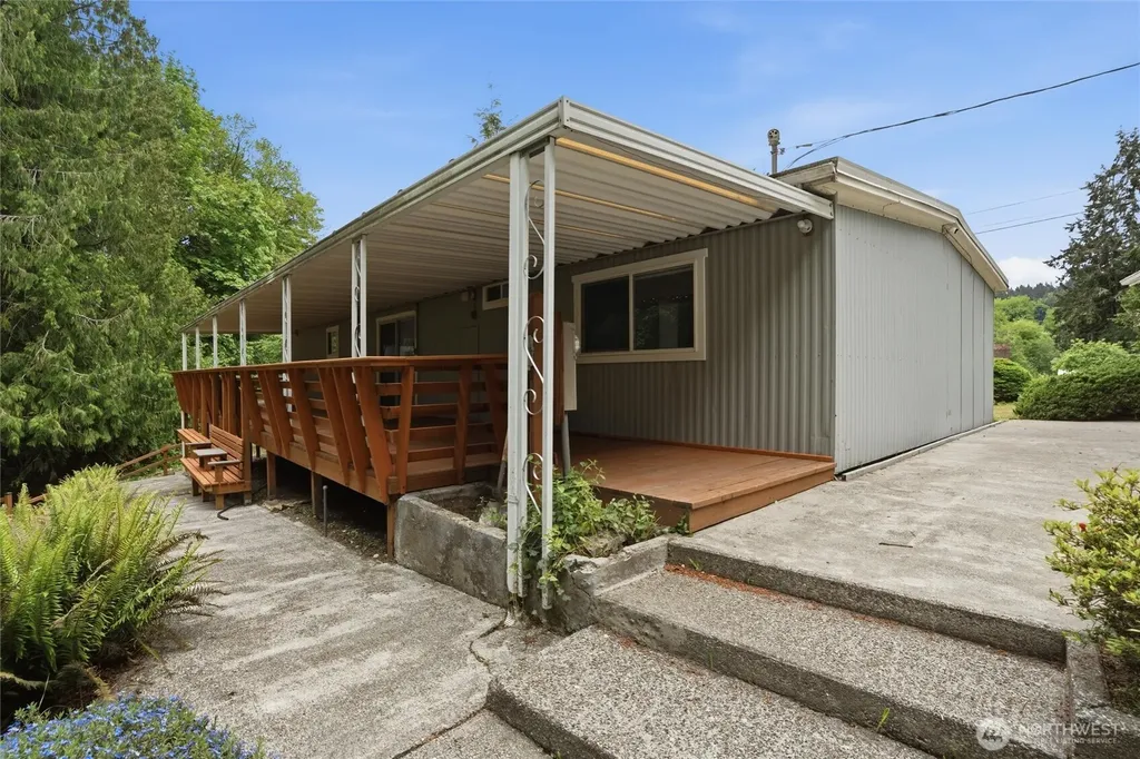 1110 NW Brite Star Lane Poulsbo WA 98370