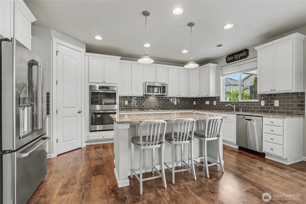 214 Fielding Street NE Orting WA 98360