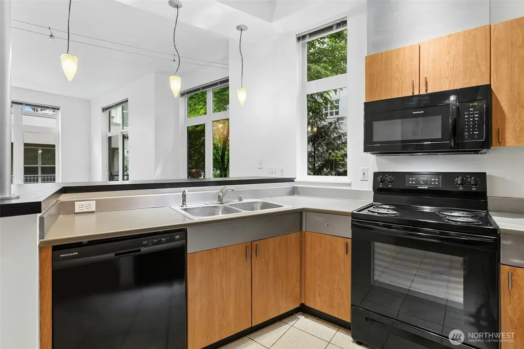 521 7th Avenue Kirkland WA 98033