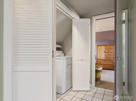 568 Dolphin Drive Freeland WA 98249