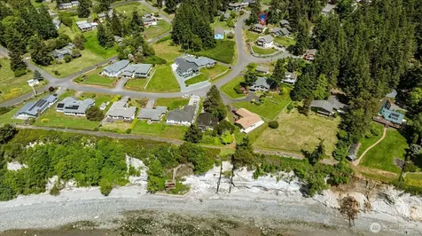 568 Dolphin Drive Freeland WA 98249