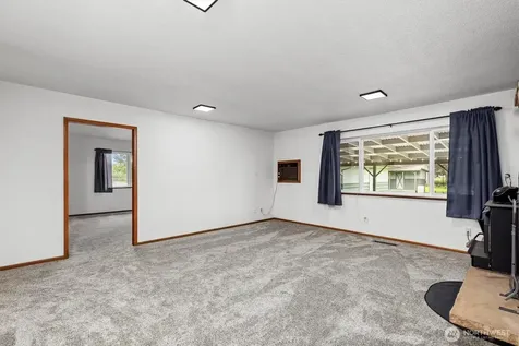3512 104th Street E Tacoma WA 98446
