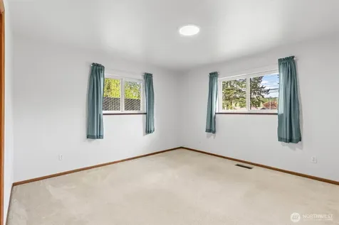 3512 104th Street E Tacoma WA 98446