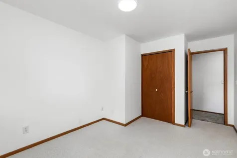 3512 104th Street E Tacoma WA 98446