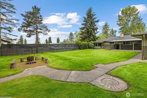 3512 104th Street E Tacoma WA 98446