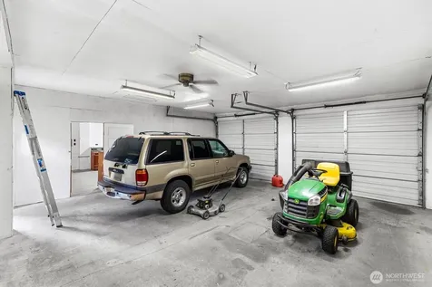 3512 104th Street E Tacoma WA 98446
