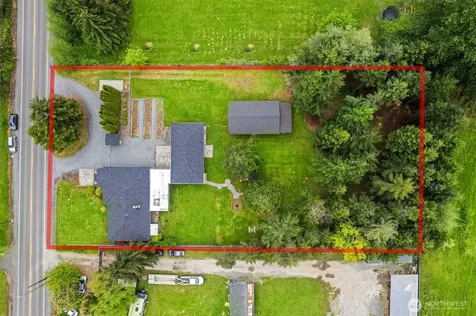 3512 104th Street E Tacoma WA 98446