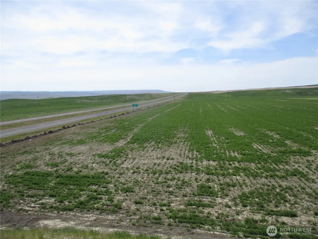 1351 Cummins Road Touchet WA 99360