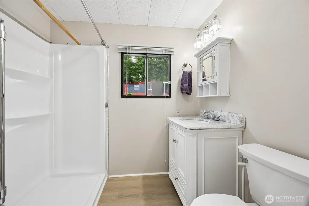 11513 155th Avenue SE Renton WA 98059