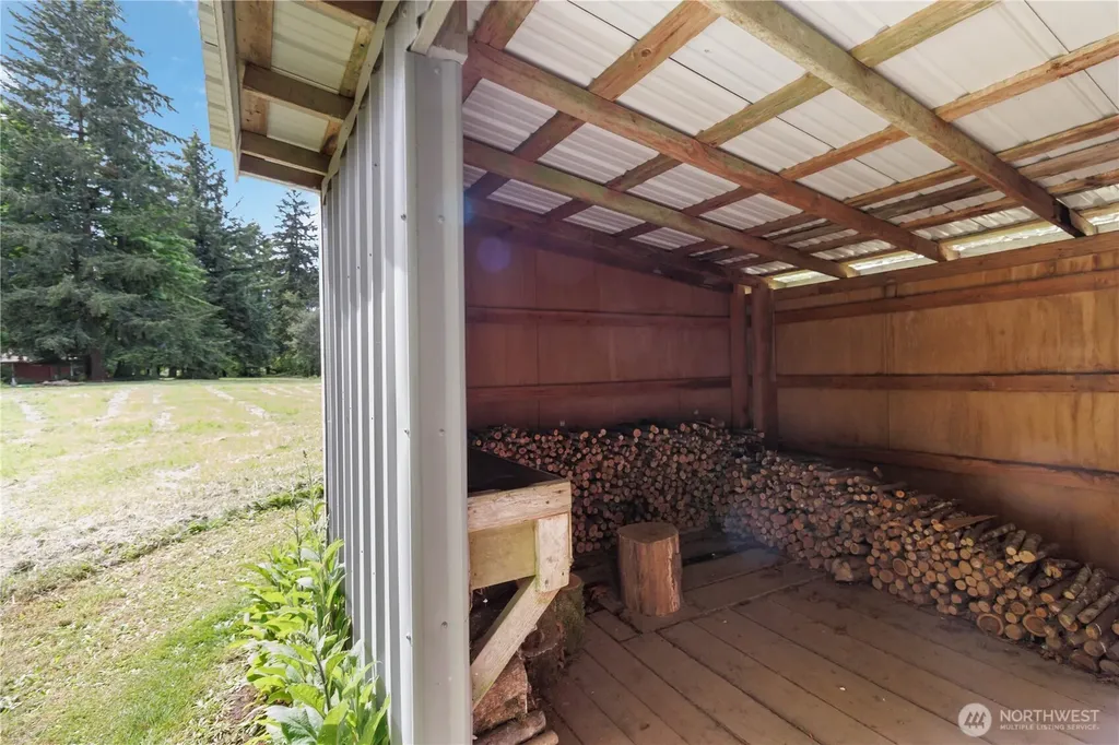1607 Winlock Vader Road Winlock WA 98596