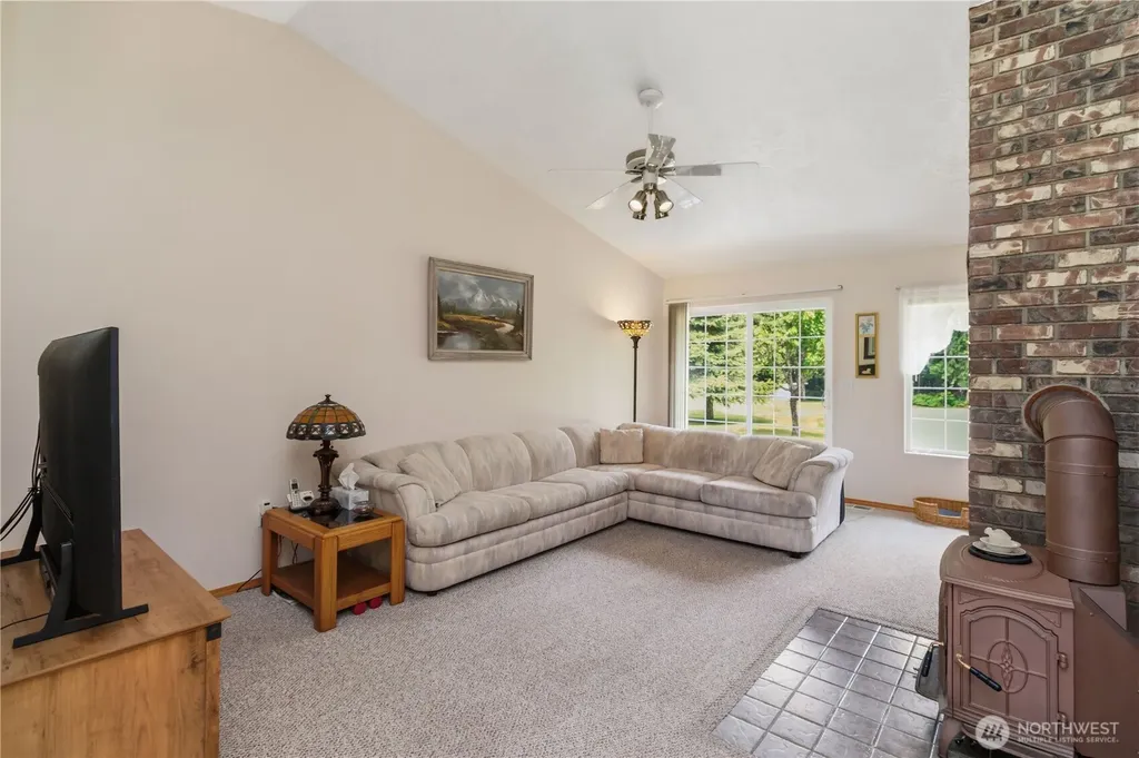 1607 Winlock Vader Road Winlock WA 98596