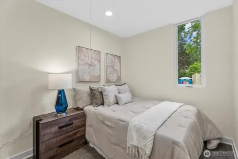 6440 139th Place NE Redmond WA 98052