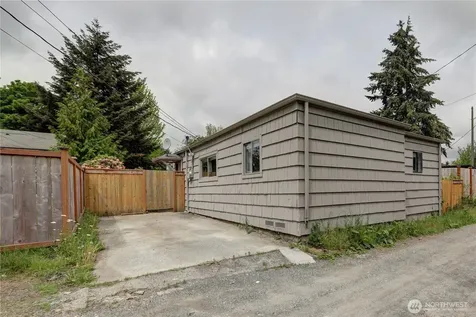 4609 S Thompson Avenue Tacoma WA 98408