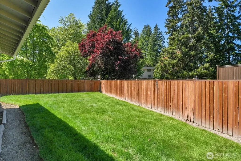 8305 214th Place SW Edmonds WA 98026