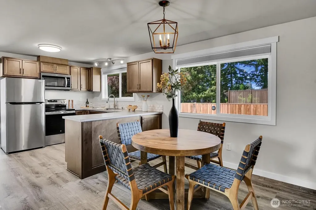8305 214th Place SW Edmonds WA 98026