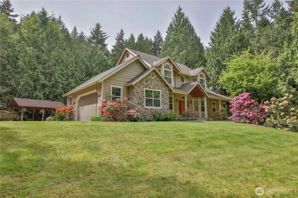 4896 Lucy Lane Langley WA 98260