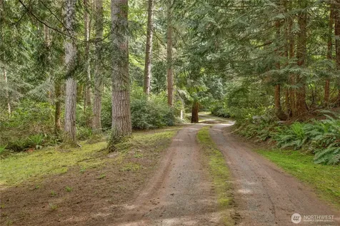 4896 Lucy Lane Langley WA 98260