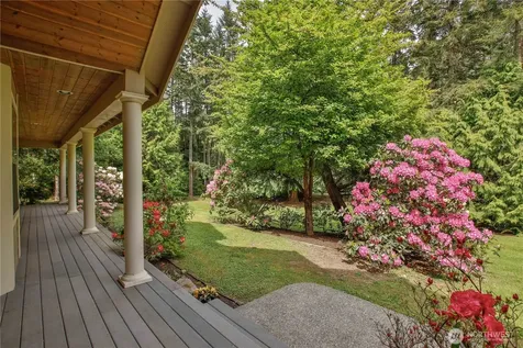 4896 Lucy Lane Langley WA 98260