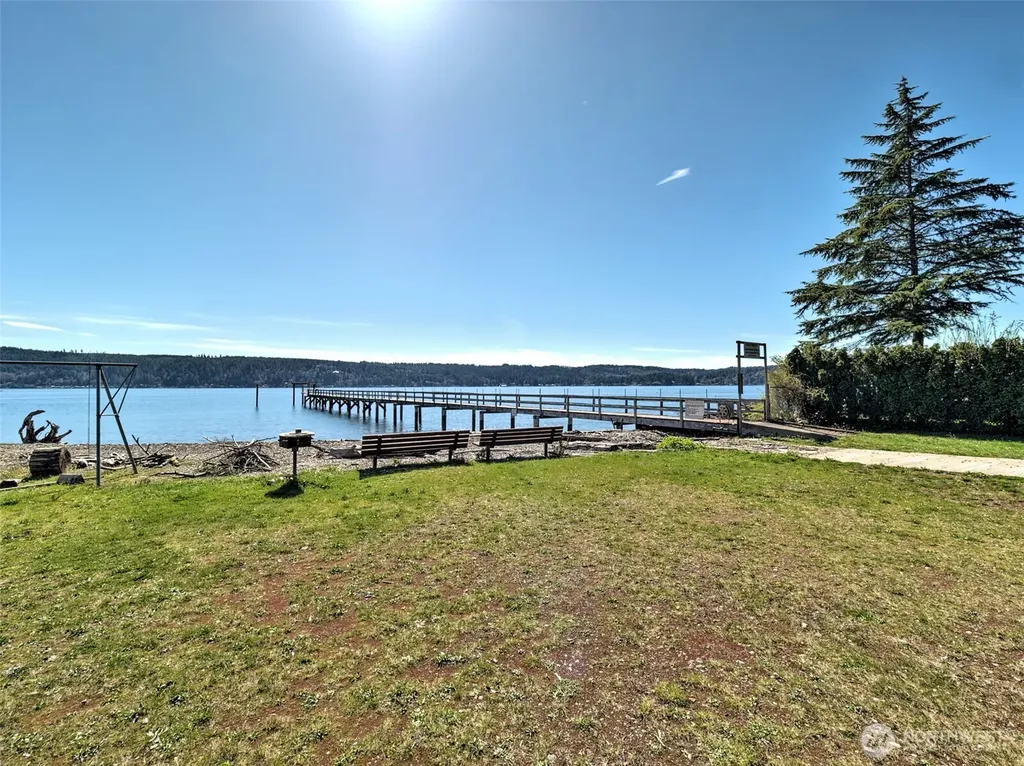 31 Spar Tree Drive Tahuya WA 98588