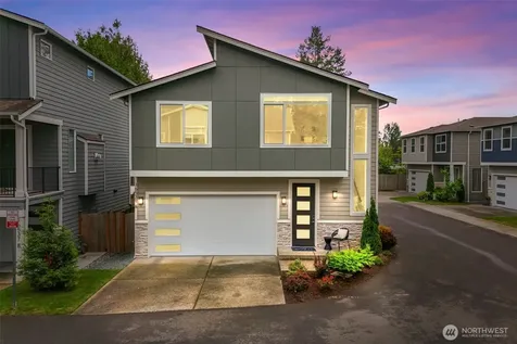 16539 8th Avenue NE Shoreline WA 98155