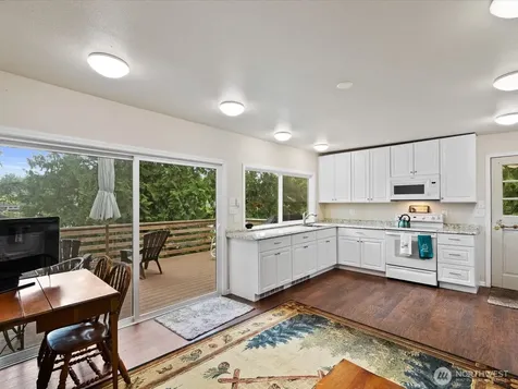 5712 E Lake Bosworth Drive Snohomish WA 98290