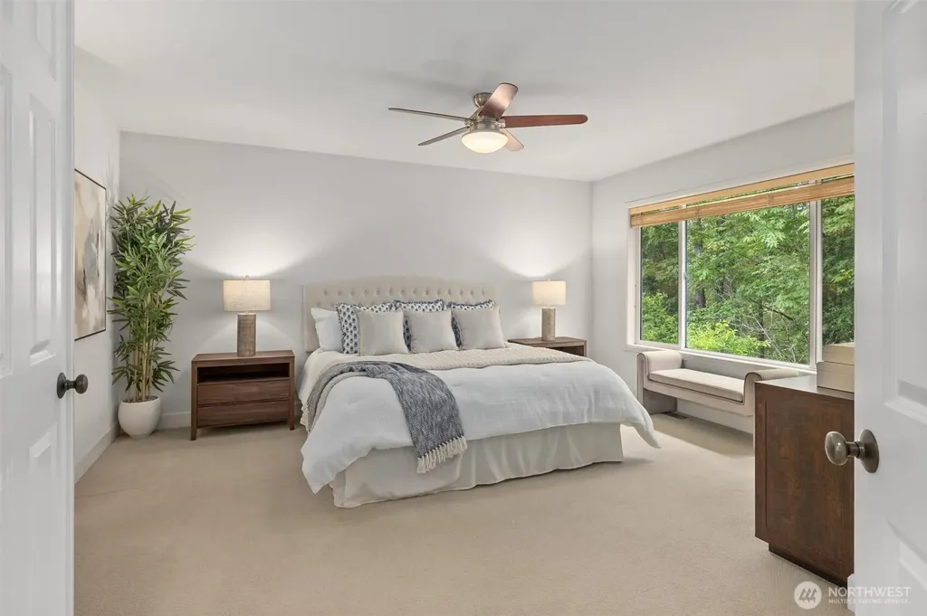 1021 271st Avenue SE Sammamish WA 98075