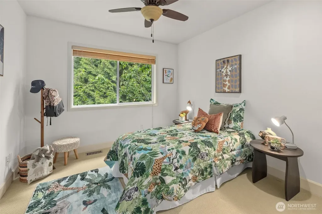 1021 271st Avenue SE Sammamish WA 98075