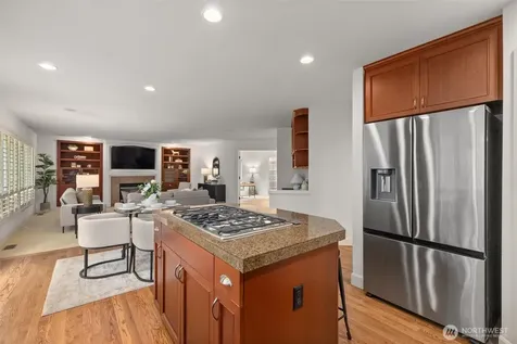1021 271st Avenue SE Sammamish WA 98075