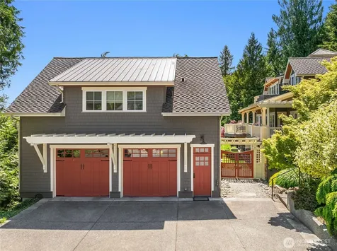 4548 Island Avenue NE Bainbridge Island WA 98110