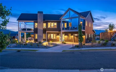 391 Porcupine Lane Chelan WA 98816