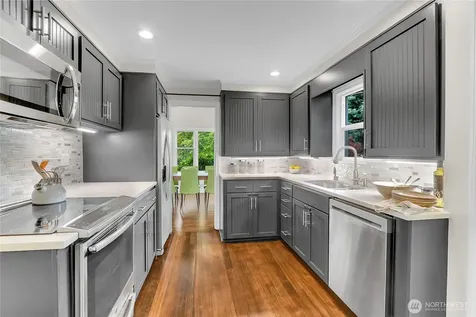 1545 NE 76th Street Seattle WA 98115