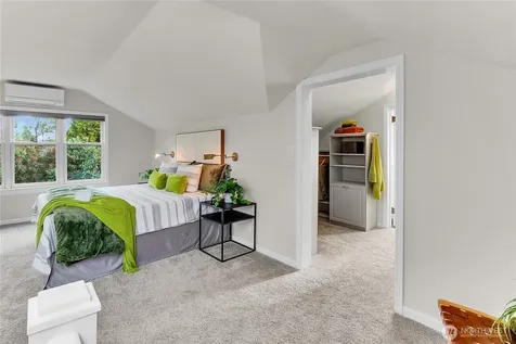 1545 NE 76th Street Seattle WA 98115
